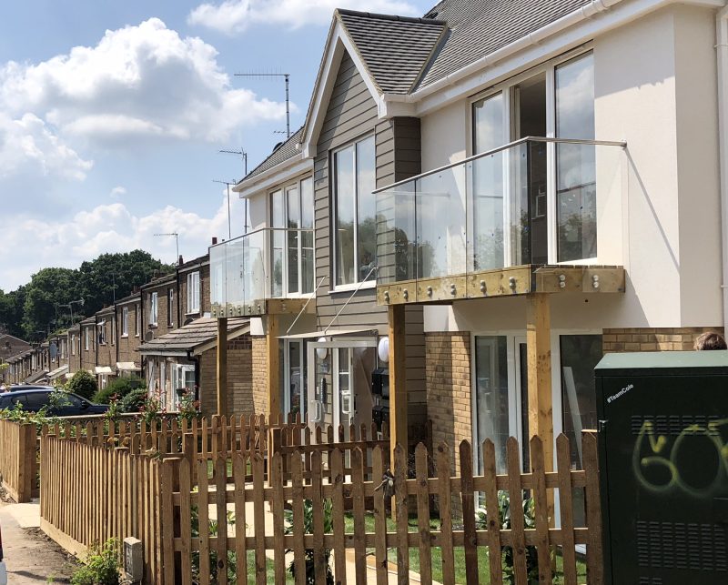 Glass balustrades on a balcony by Bridgewater Glass